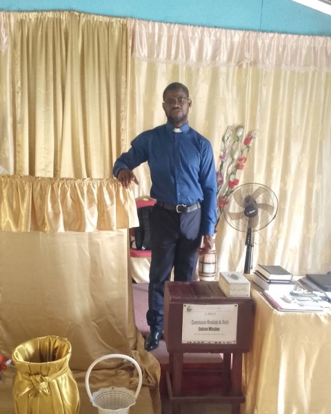 Apôtre Nzamba Maganga Fidèle